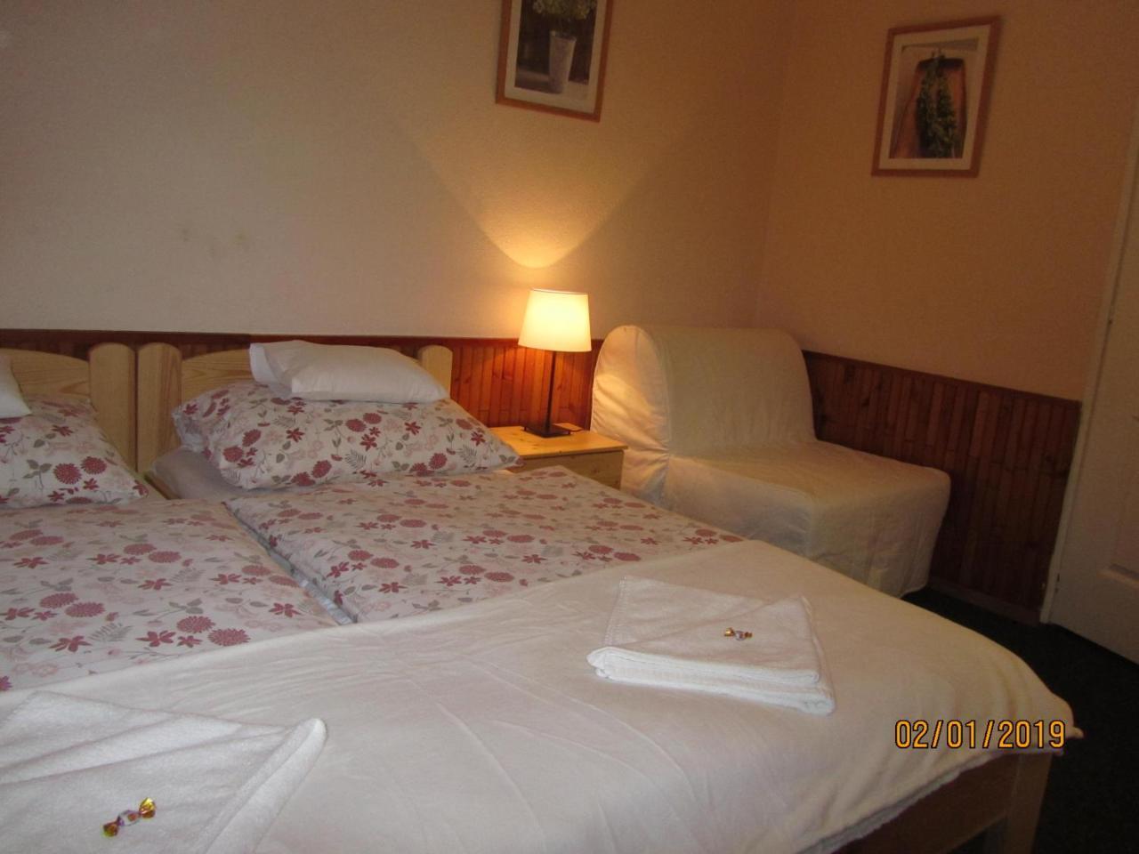 Hotel Sikfokut 诺茨瓦约 客房 照片