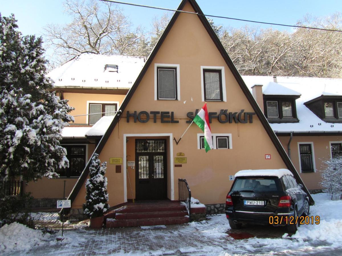 Hotel Sikfokut 诺茨瓦约 外观 照片